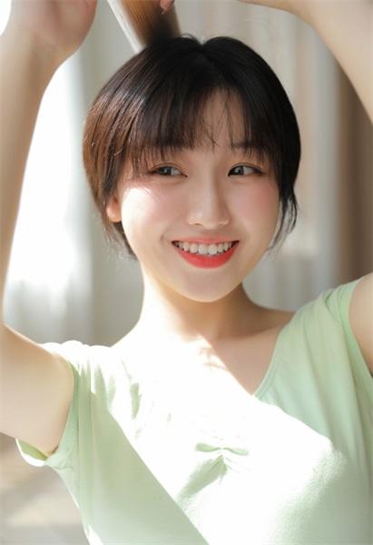 The veteran driver took me to watch the latest free high-definition version