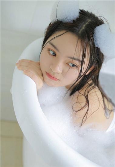 绿巨人秋葵黄瓜榴莲丝瓜香蕉ios版截图0