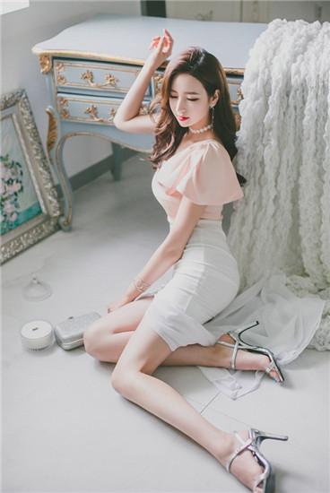 Eggplant Banana Durian Strawberry Luffa Strawberry