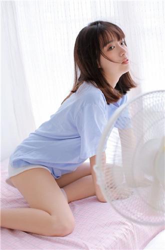 两个人免费完整高清视频截图1