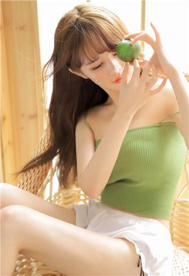 Unlimited viewing of dirty strawberries, loofah, sunflowers, cucumbers and durians