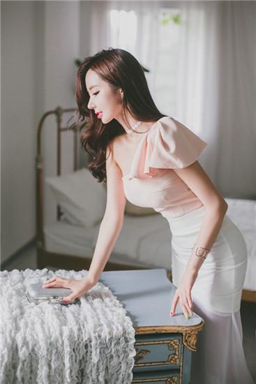 Eggplant Banana Durian Strawberry Luffa Strawberry