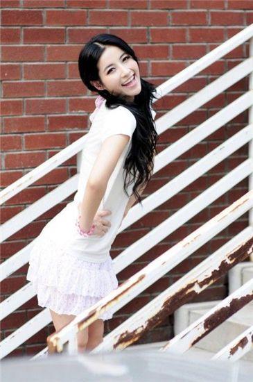 Watch the full version of melody Japan online