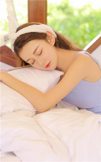 Banana Tomato Eggplant Hulk Chinese Version