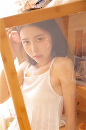 Late night durian video app that will keep you entertained