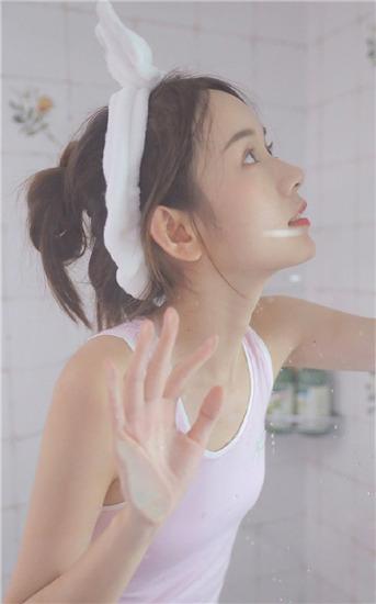 Strawberry Banana Luffa Hulk Okra