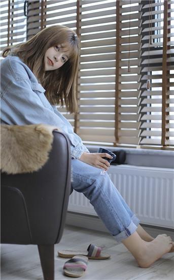 www high definition free videos watched by two people